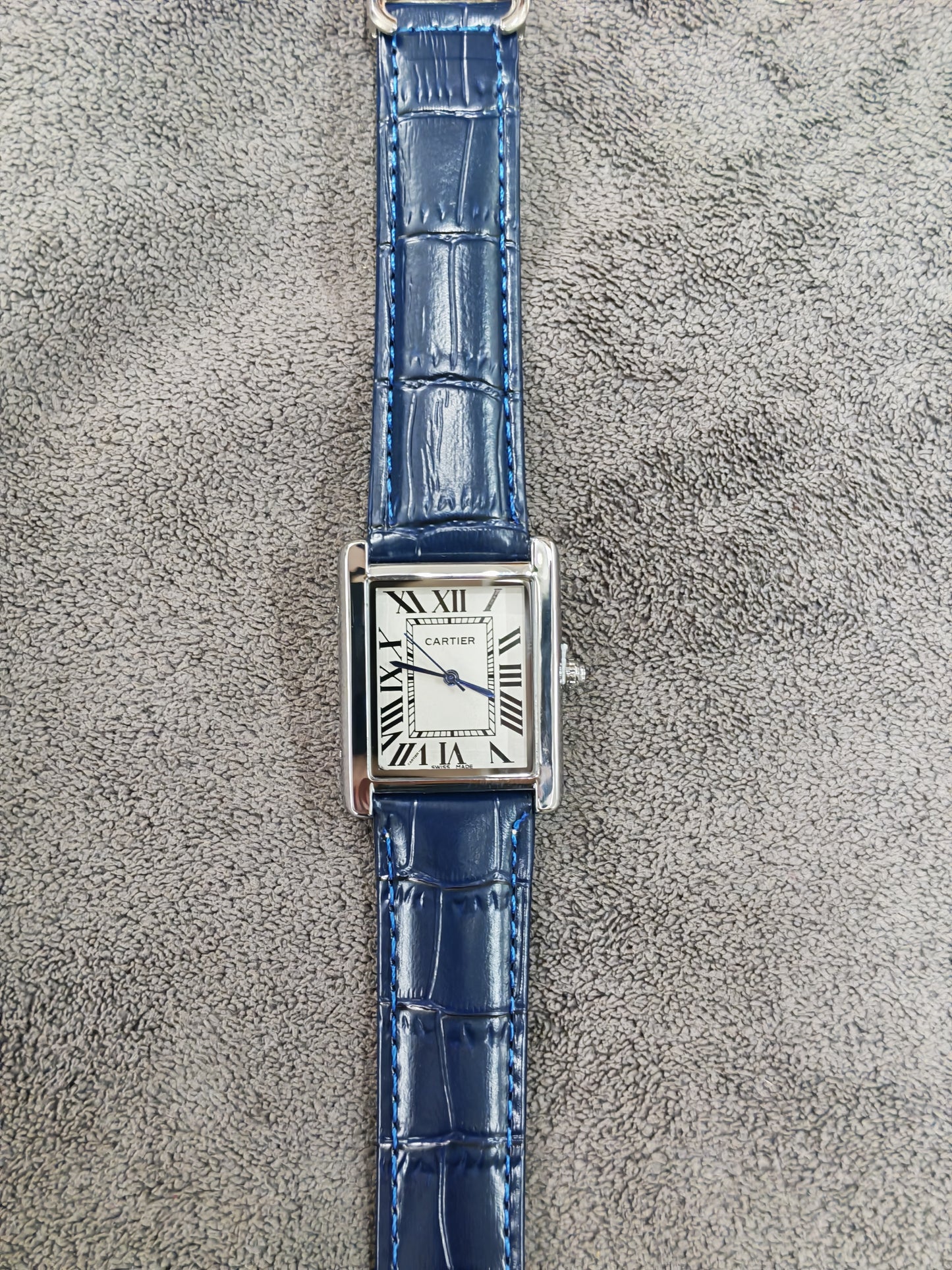 CARTIER TANK Quartz Watch | CRTR Tank 02 B