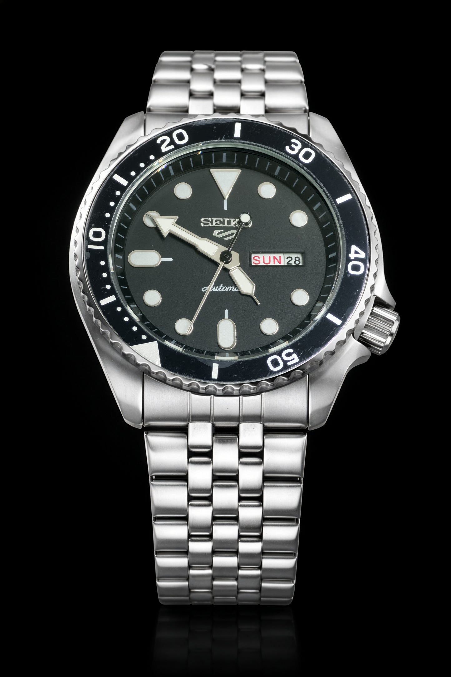 Stylish SEIKO Quartz Watch | SKO Watch 12 A
